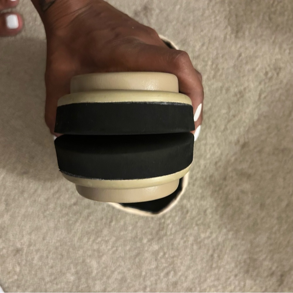 Quilted Slides - Picture 7 of 7